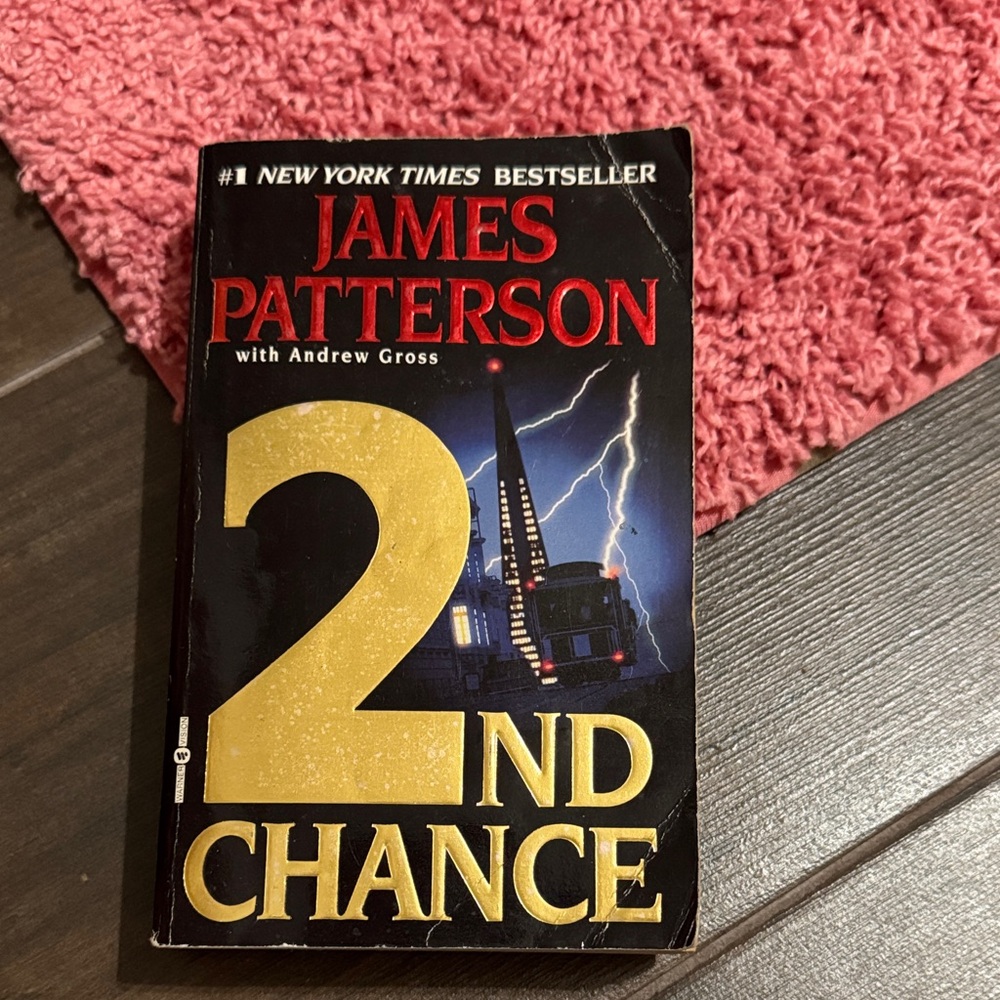 James Patterson '2nd Chance' Paperback Book